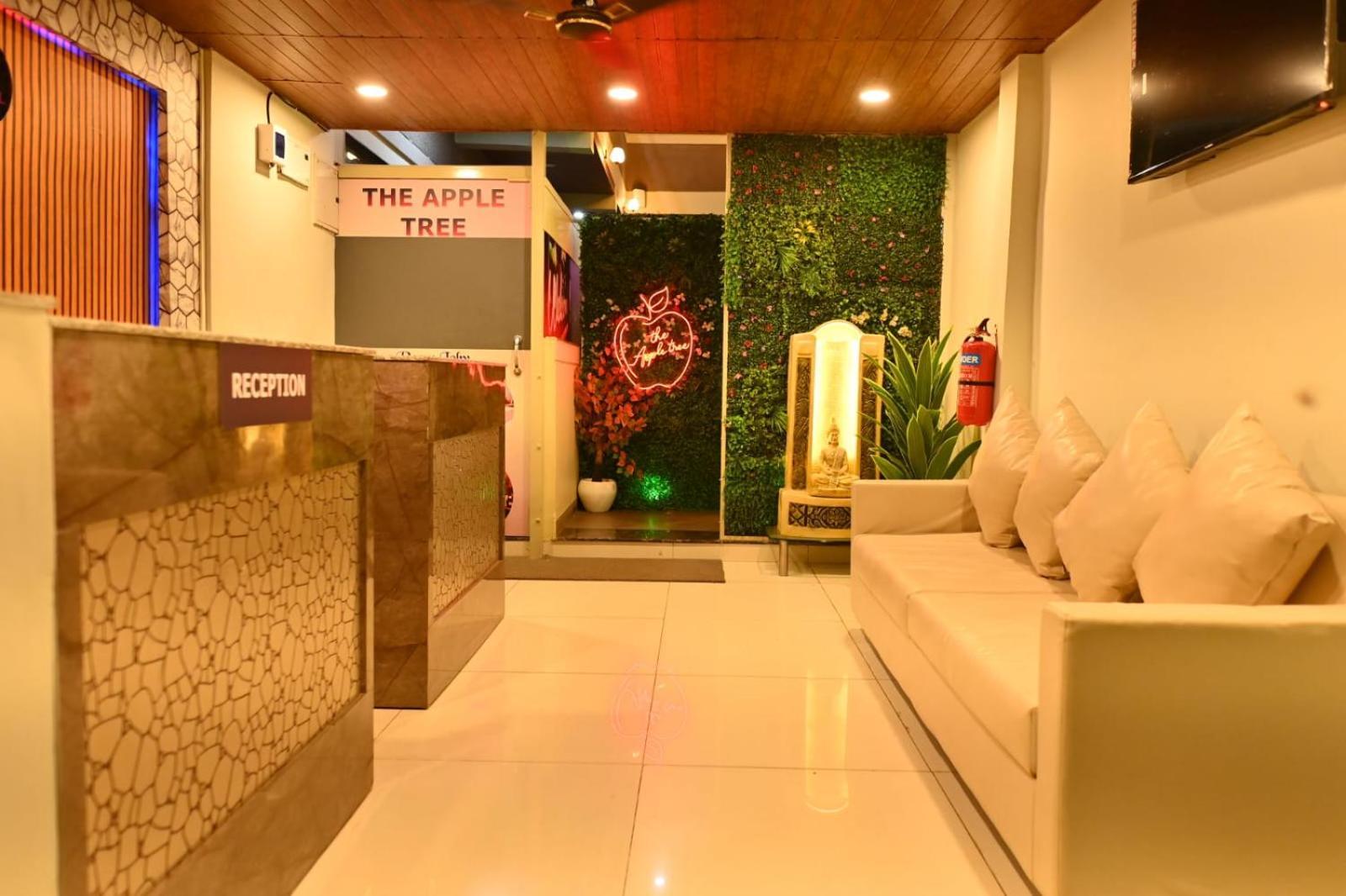 The Apple Tree Hotel อินดอร์ ภายนอก รูปภาพ